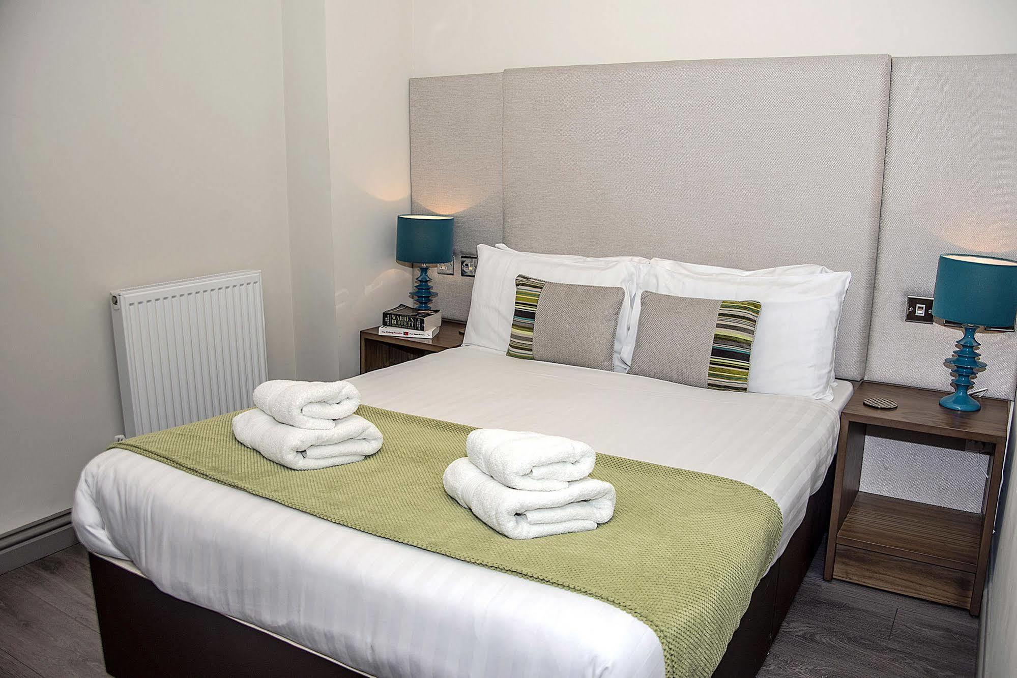 Base Serviced Apartments - City Road Chester Exteriér fotografie